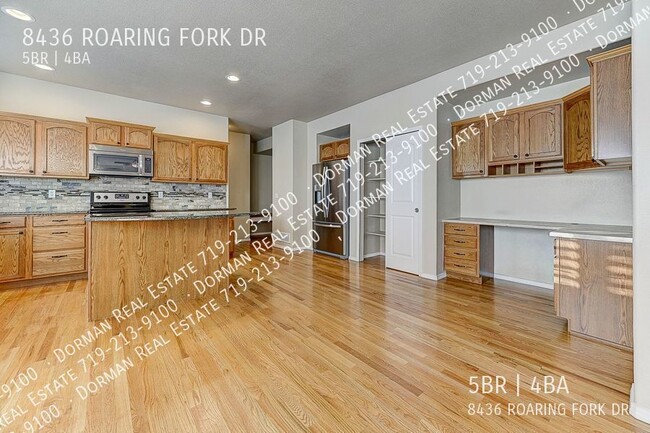 Building Photo - 8436 Roaring Fork Dr
