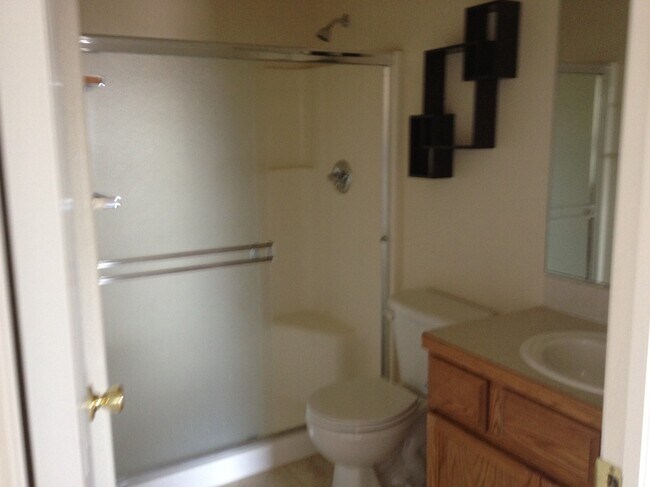 Building Photo - 1301 Lake Cir