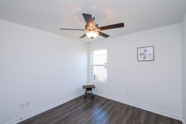 Building Photo - 9903 Bijan Dr