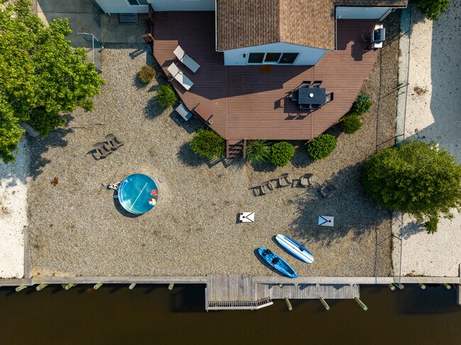 Building Photo - 771 Jane Dr