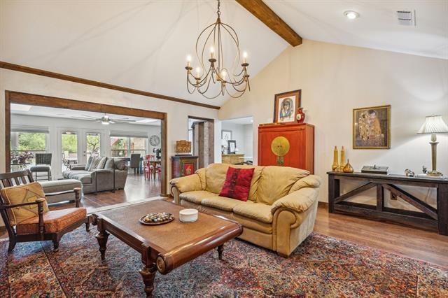 Building Photo - 2407 N Carroll Ave