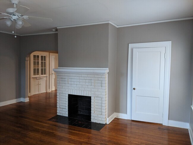 Building Photo - 29 E 34th St