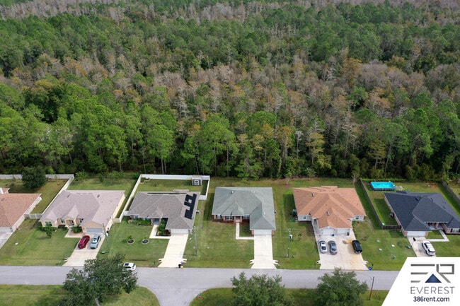 Building Photo - 46 Karat Path