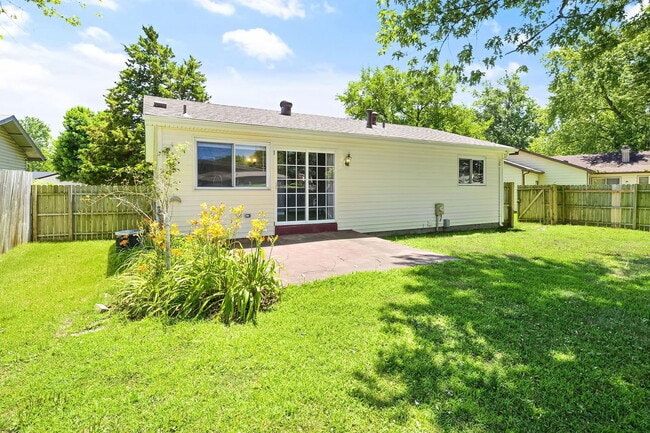 Building Photo - 3483 Norberg Dr