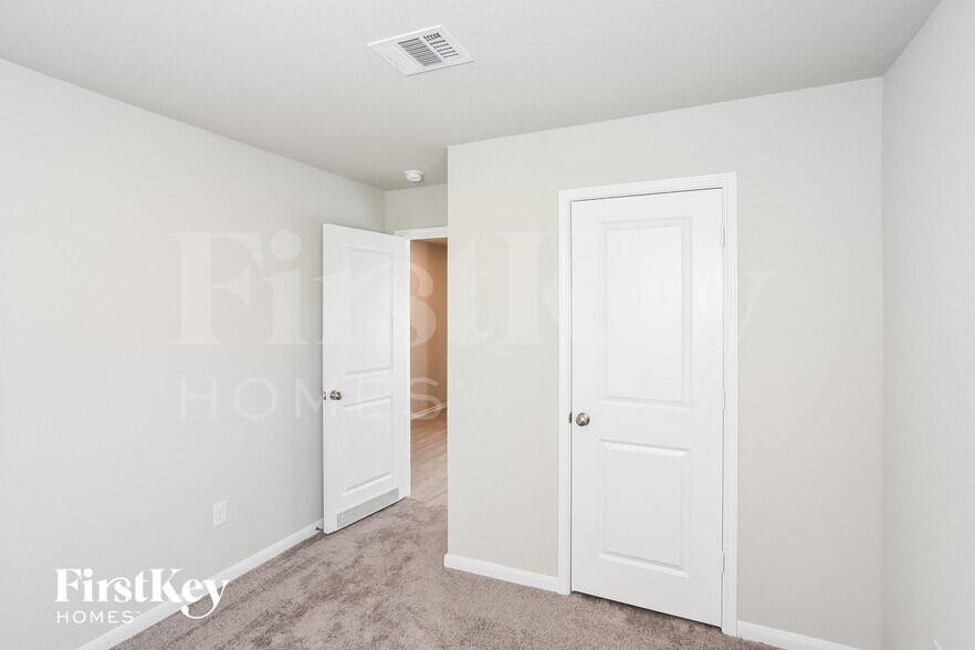 Building Photo - 1851 Morse Way