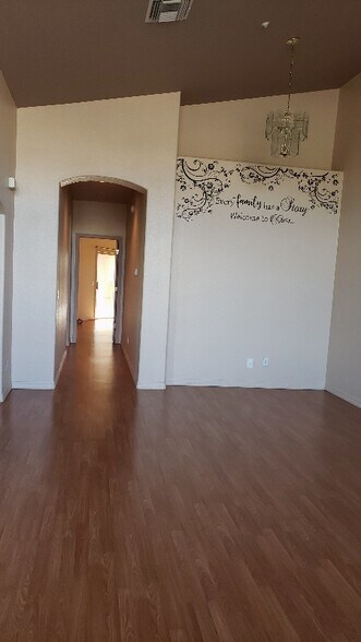 Building Photo - 14612 N Saguaro Blvd