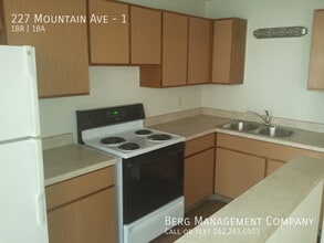 Building Photo - 227 Mountain Ave