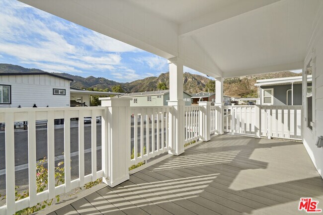 Building Photo - 30473 Mulholland Hwy