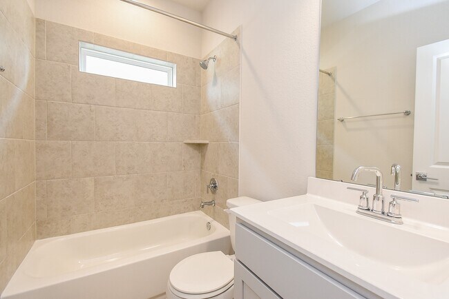 Building Photo - 3024 Myrtle Sunset Dr