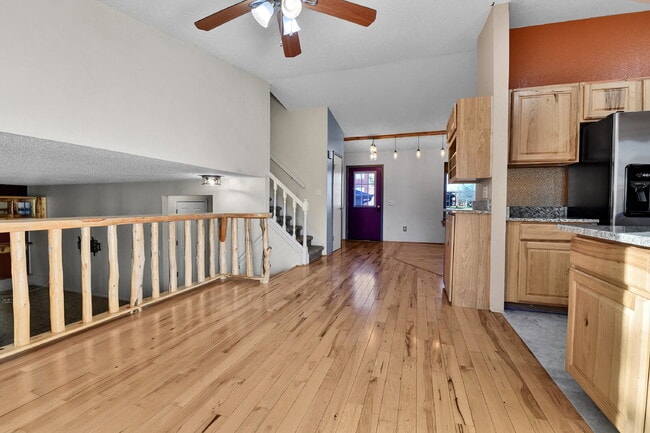 Building Photo - $2,895 - 3 Bed, 2.5 Bath Home in Broomfiel...