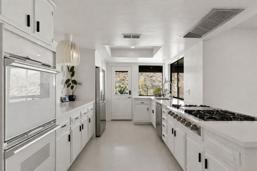 Building Photo - 53744 Ridge