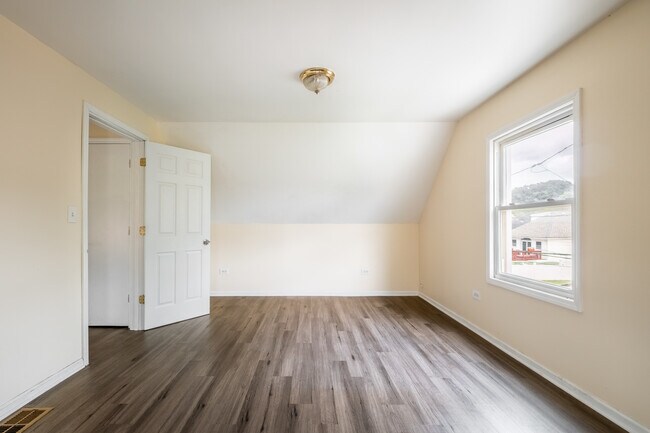 Building Photo - 12416 S Princeton Ave