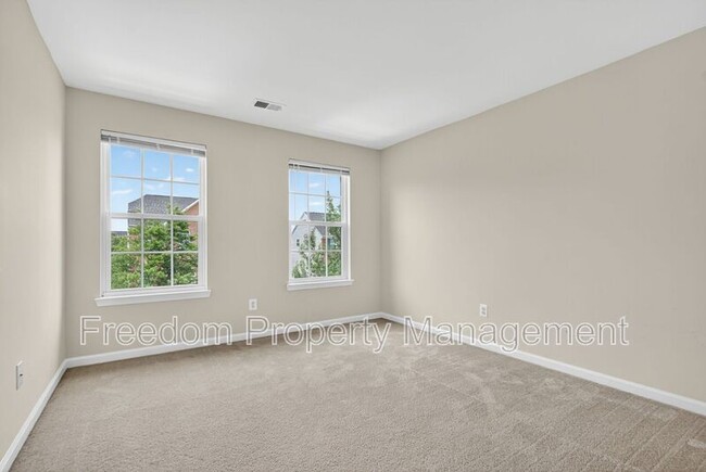 Building Photo - 7629 Hamelin Ln