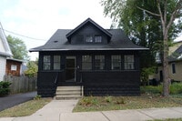 Building Photo - 724 S 5th St