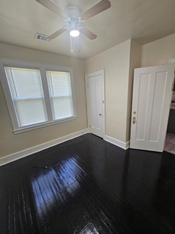 Building Photo - 7342 Wykes St