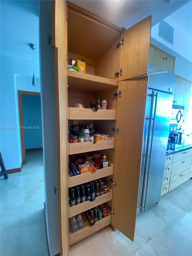 Building Photo - 6301 Collins Ave