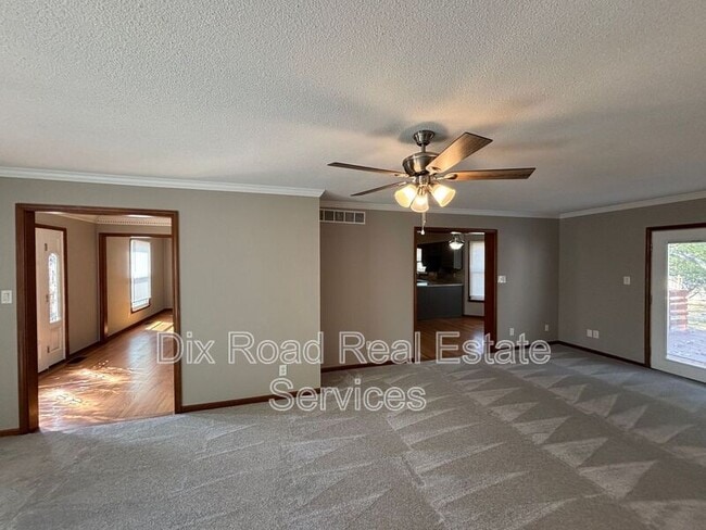 Building Photo - 4537 Rosewood Ct