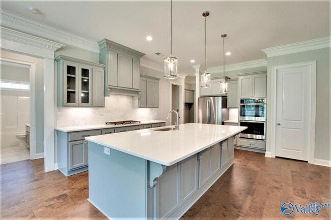 Building Photo - 330 Merrydale Dr