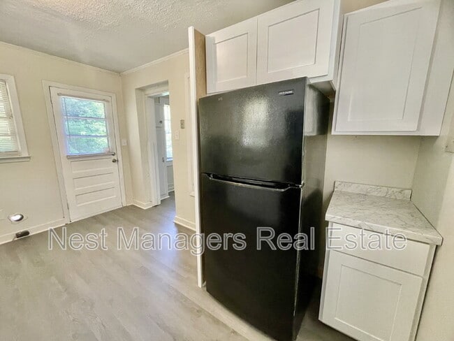 Building Photo - 218 Sedberry St