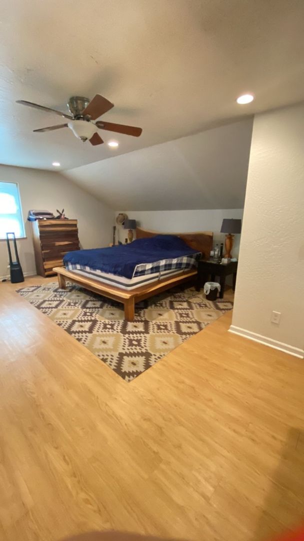 Building Photo - Lakeview Property in Hauser; Utilities Inc...