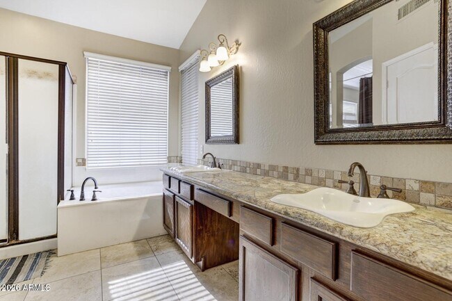 Building Photo - 5339 W Buffalo Pl