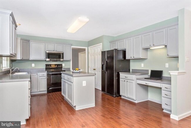 Building Photo - 2105 Twin Peaks Ct