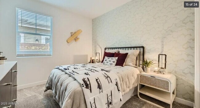 Building Photo - 23158 E Saddle Way