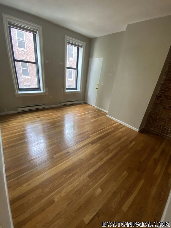 Building Photo - 23 Cortes St