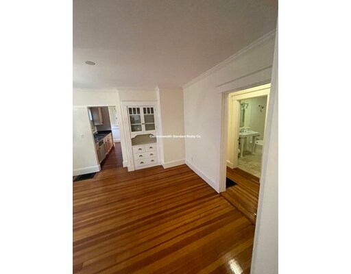 Building Photo - 17 Hillside Rd