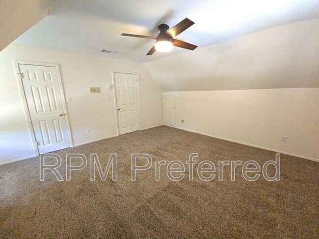 Building Photo - 12702 Ravensway Dr