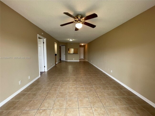 Building Photo - 2829 N Course Dr