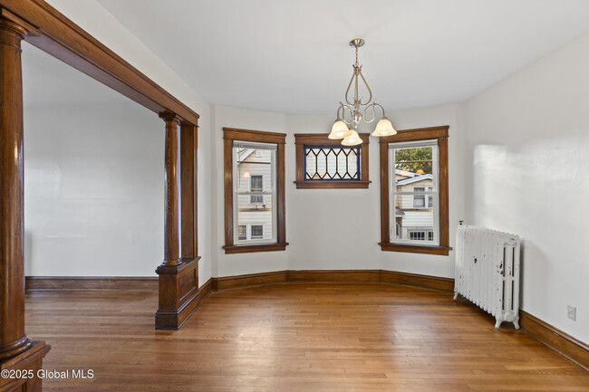 Building Photo - 831 Washington Ave