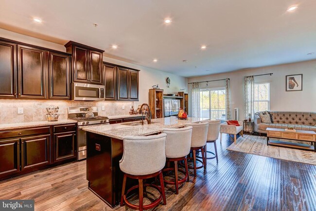 Building Photo - 157 Mulberry Dr