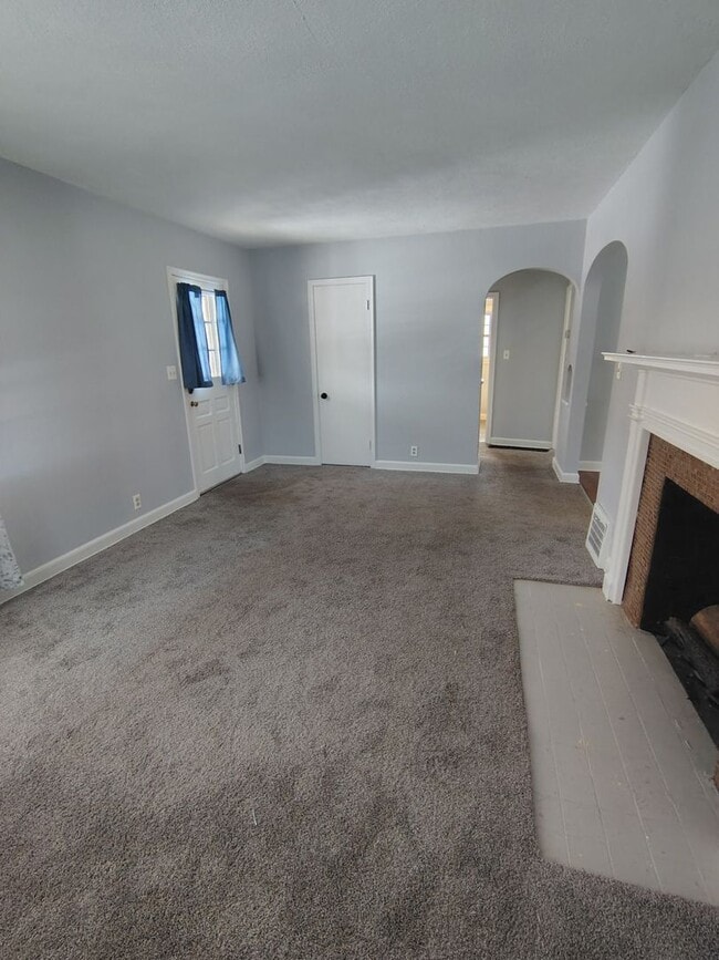 Building Photo - Cozy Two Bedroom - Coming Soon