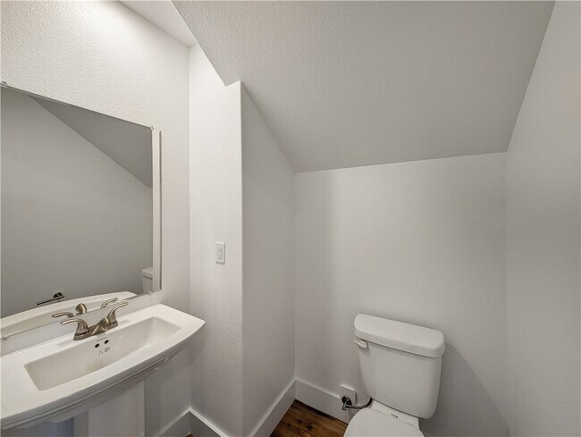 Building Photo - 1206 Nedra Dr