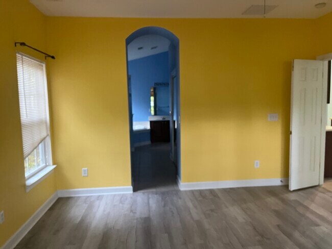 Building Photo - 4502 Firethorne Dr