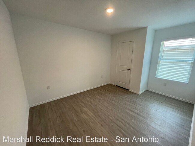 Building Photo - 4 br, 2 bath House - 10271 Asta Trail