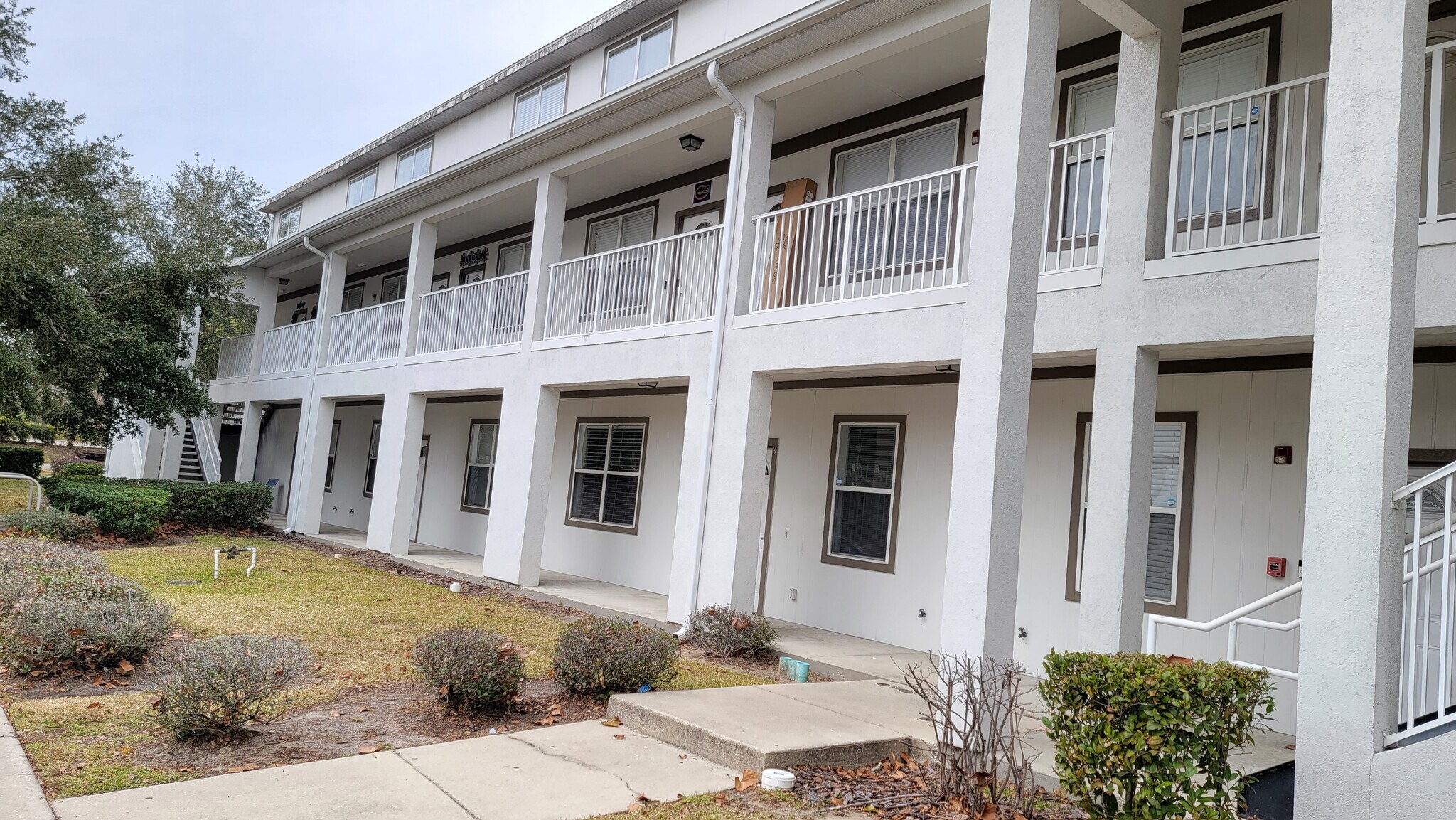 Building Photo - 6519 W Newberry Rd