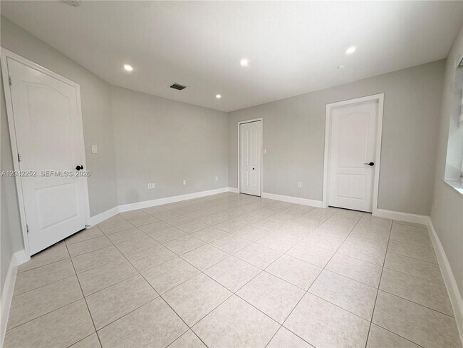 Building Photo - 11242 SW 244th Terrace