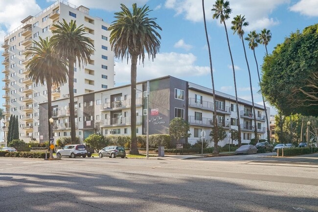 Building Photo - 123 California Ave