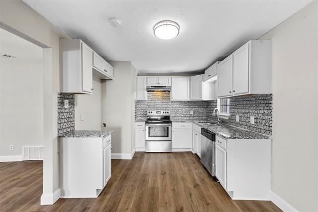 Building Photo - 1502 Kent Dr