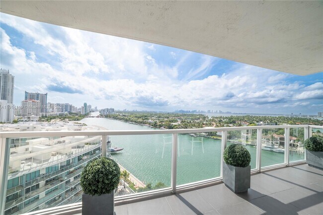 Building Photo - 6700 Indian Creek Dr