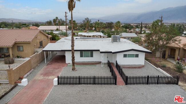 Building Photo - 66895 Buena Vista Ave