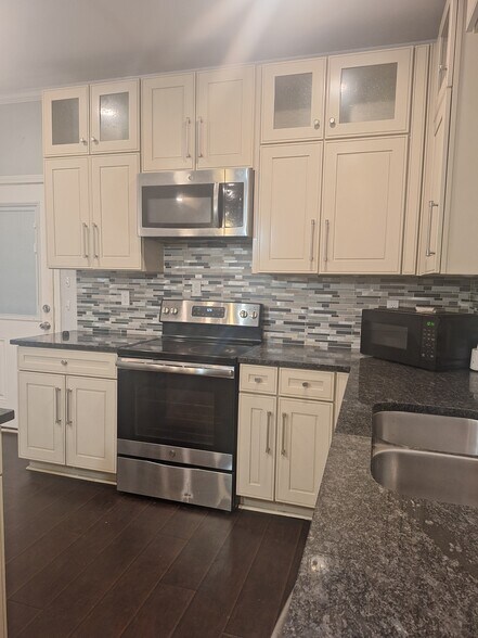 Building Photo - 1450 Scenic Brook Trl SW