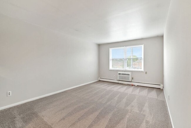 Interior Photo - The Flats of Clintonville