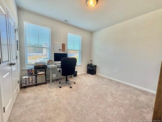 Building Photo - 67 Beacon Hl Rd