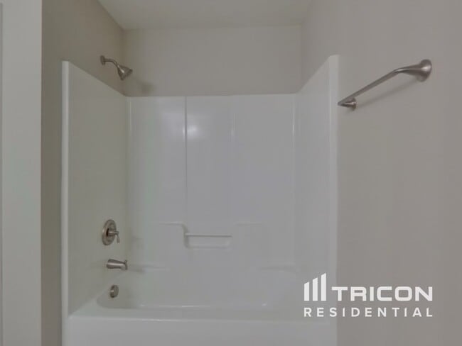 Building Photo - 3029 Decapolis Dr