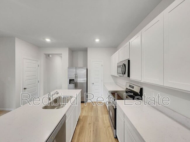 Building Photo - 1611 Manuka Ln