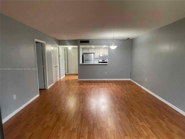 Building Photo - 5550 NW 44th St