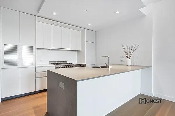 Building Photo - 150 Rivington St